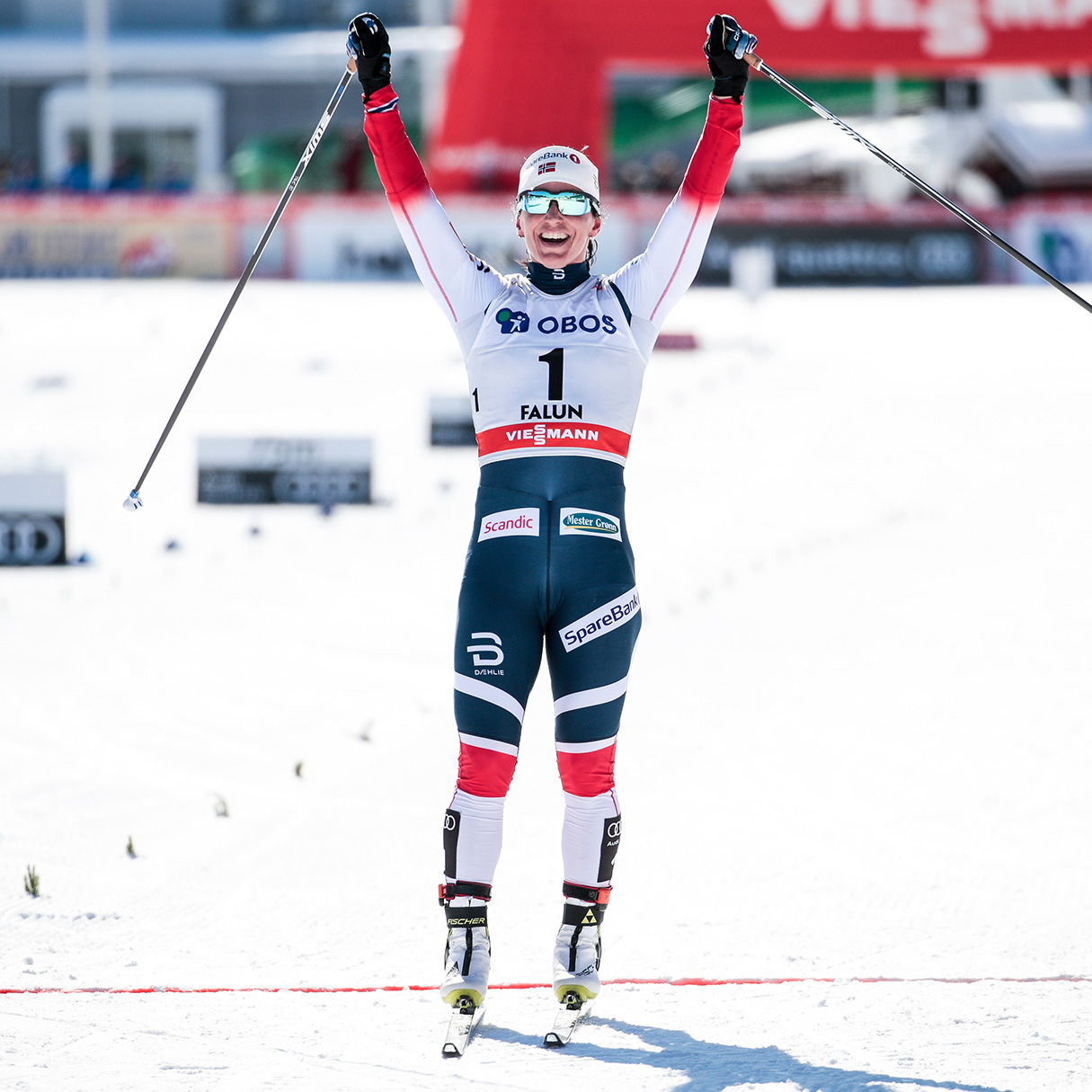 bjoergen_web_stage_banner_6_1215x1215