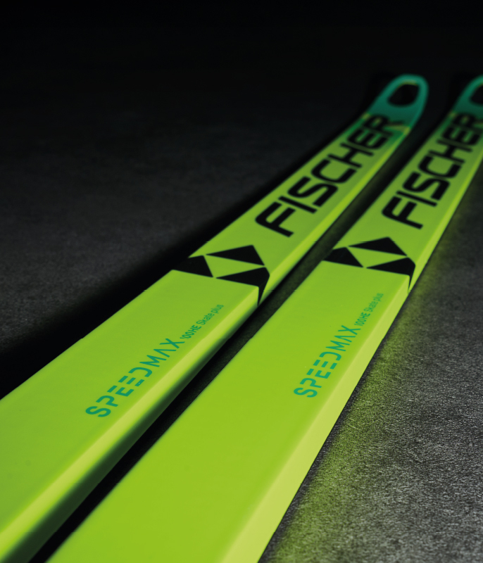 1-3_2627_block_skis_detail-1_686x800