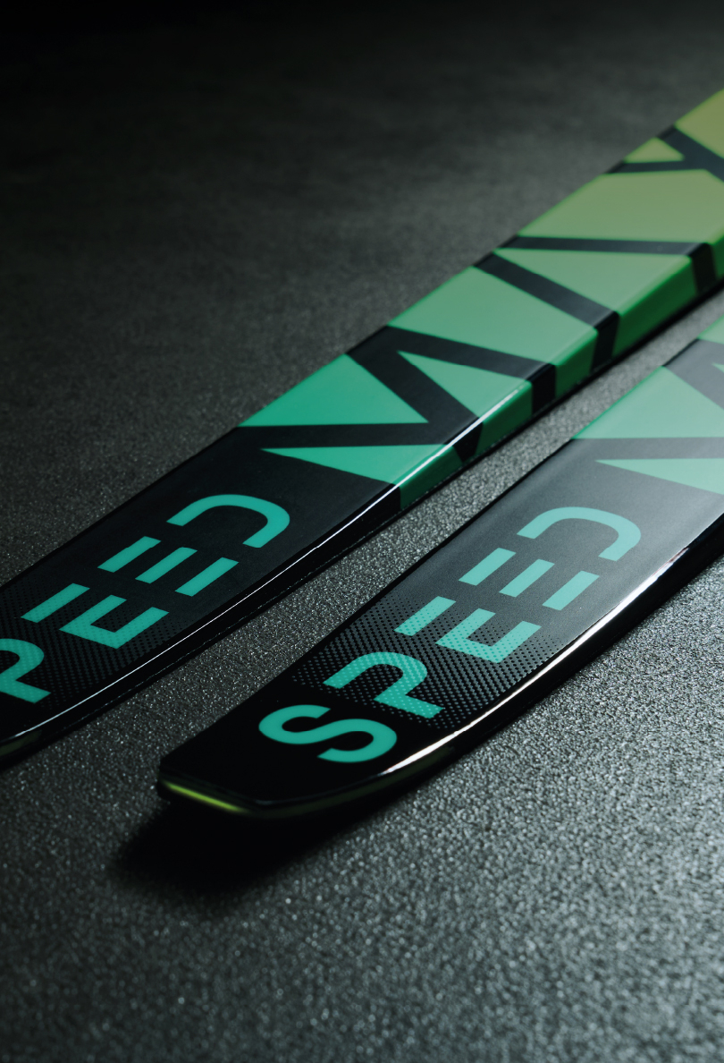 1-3_2627_block_skis_detail-3_810x1188